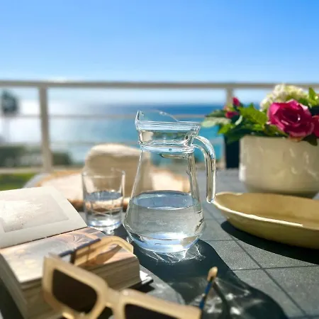 Beautiful With Private Access To The Sea Apartamento